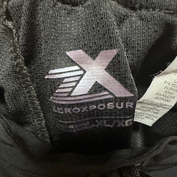 ZXOutdoor Lifestyle skort black Xl with front zip pockets and drawstring. Sz XL - Picture 2 of 4